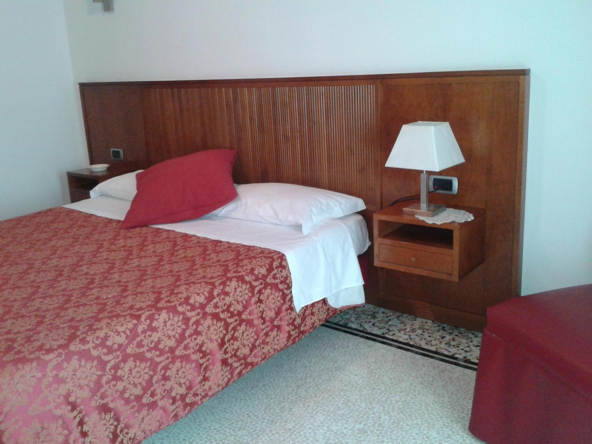 Hotel Nappo San Marzano sul Sarno Rom bilde